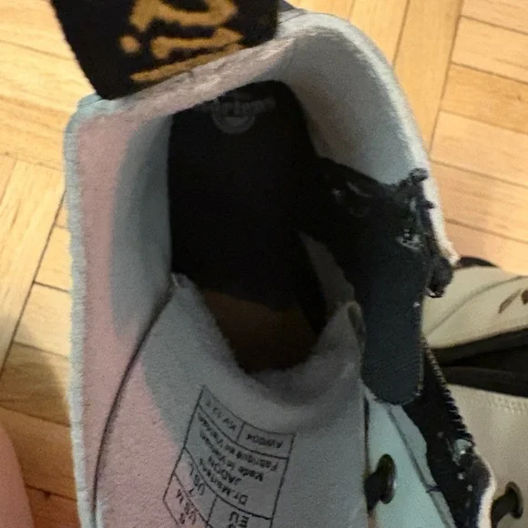 Dr. Martens White Jadon Boots with Snake Design. - Picture 8 of 10